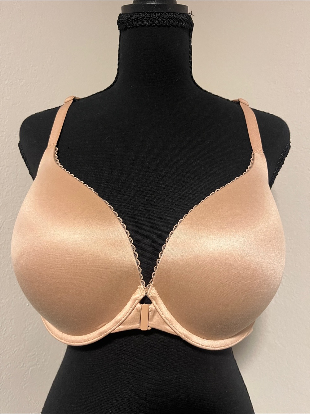 Victoria's Secret Body by Victoria Perfect Shape-38D-Nude